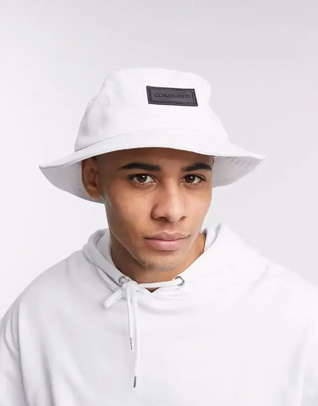 Consigned bucket hat