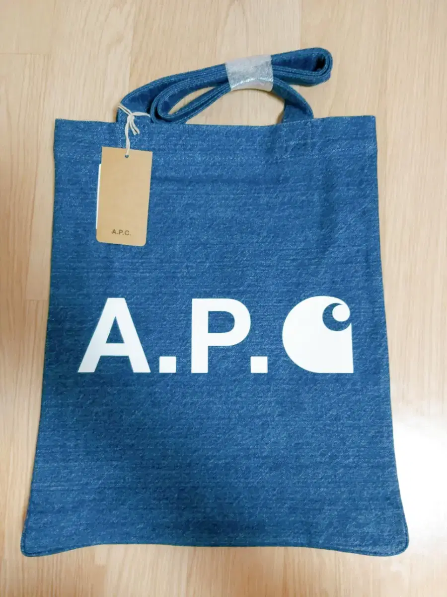 [새상품] A.P.C. 칼하트백