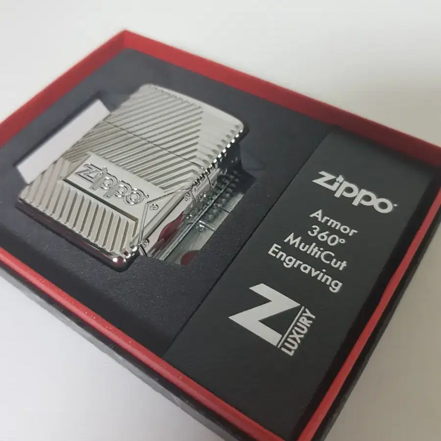 29672 ZIPPO BOLTS DESIGN 지포라이터 미개봉 새제품