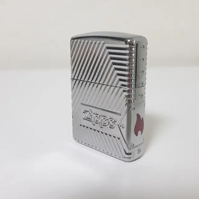 29672 ZIPPO BOLTS DESIGN 지포라이터 미개봉 새제품