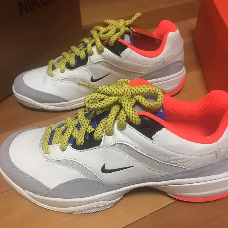 나이키 코트 라이트 프리미엄 NIKE COURT LITE PRM