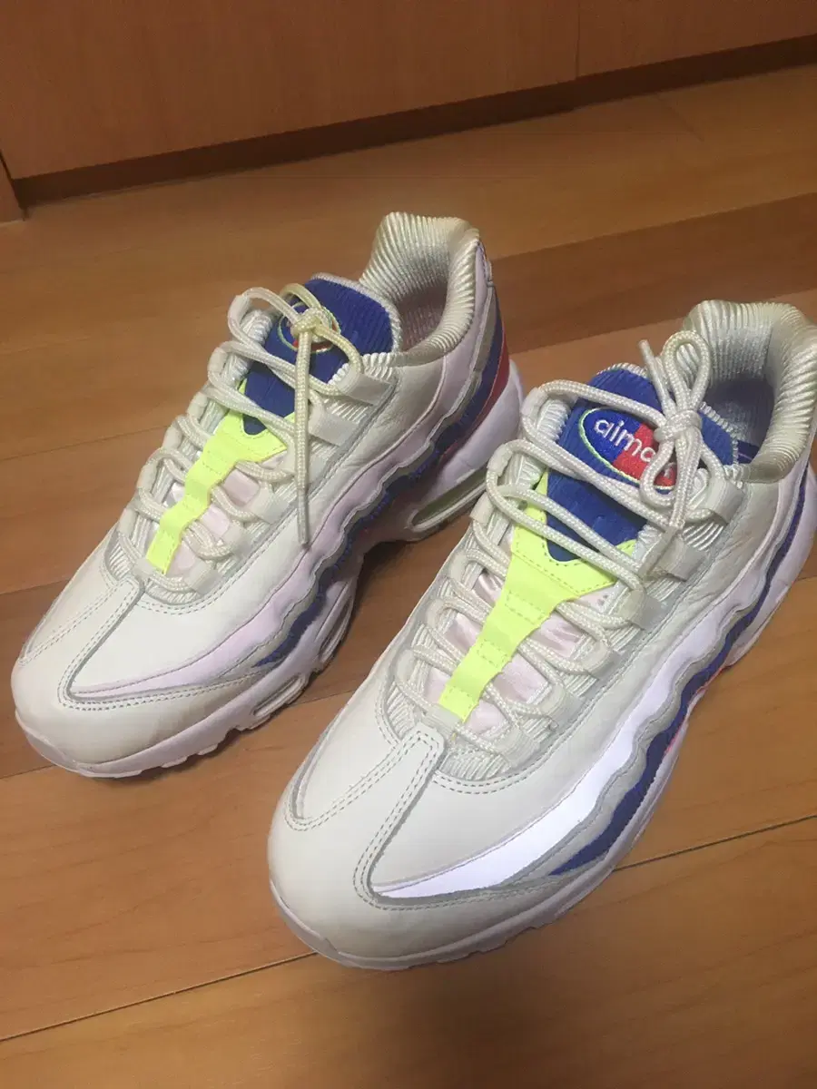 에어맥스 95 코듀로이 (사이즈260) WMNS AIR MAX 95 SE