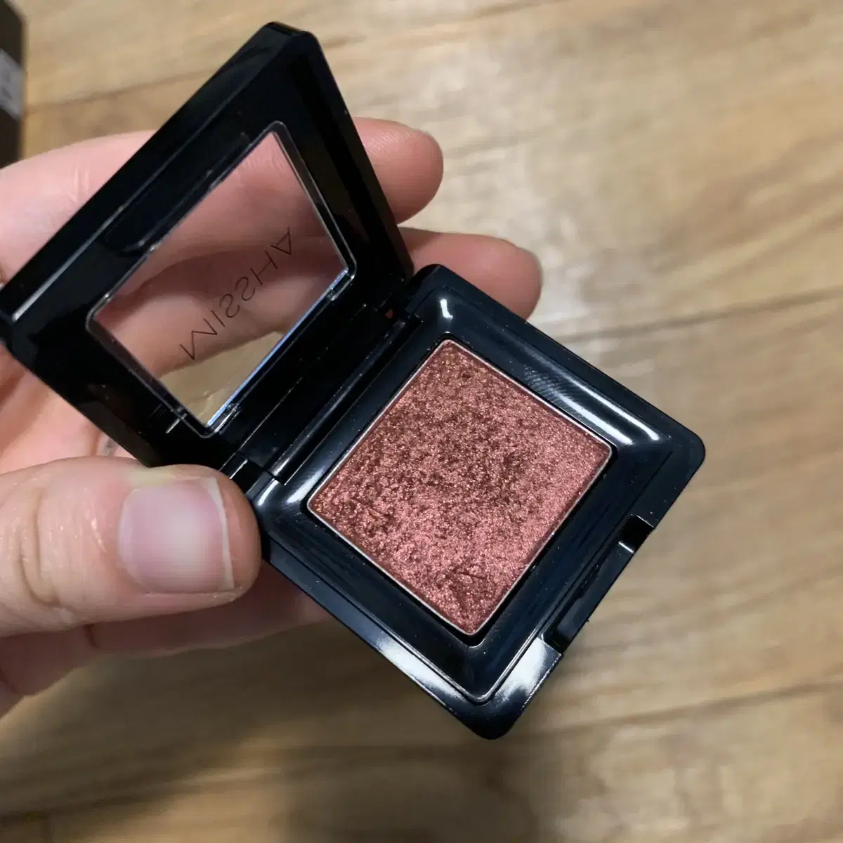 MISSHA Modern Shadow Glitter Wonder Ruby