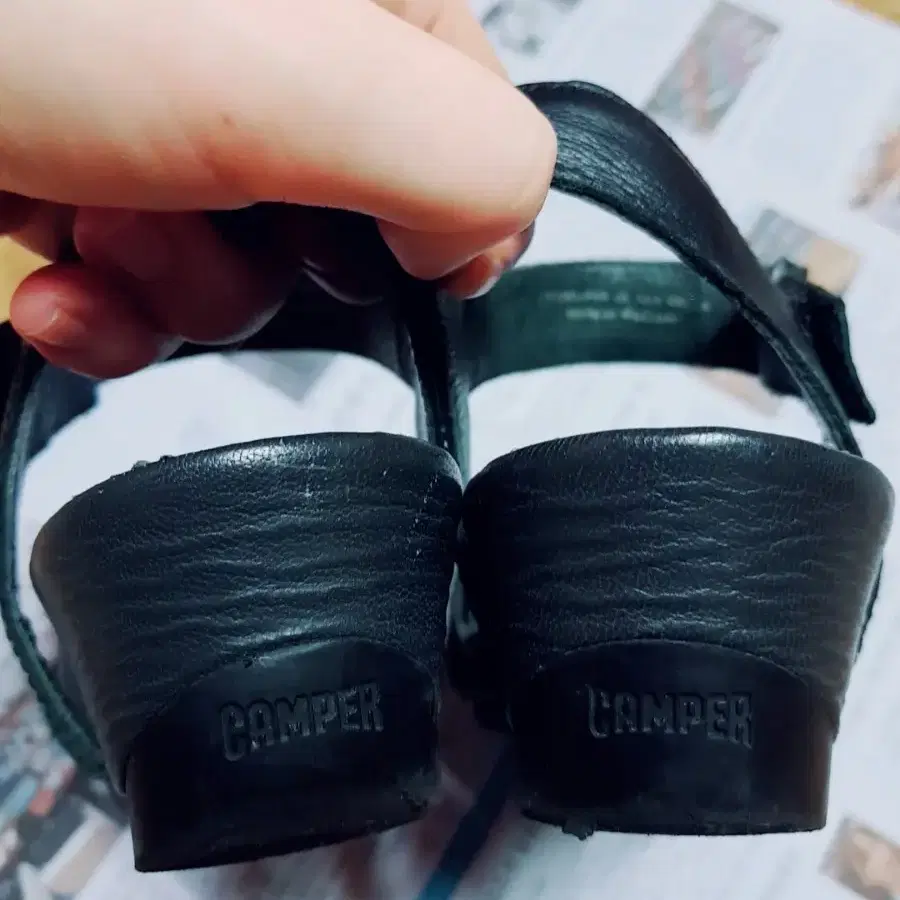 착화감좋은 CAMPER 검은색 샌들 통굽샌들 스트랩샌들 5cm 230