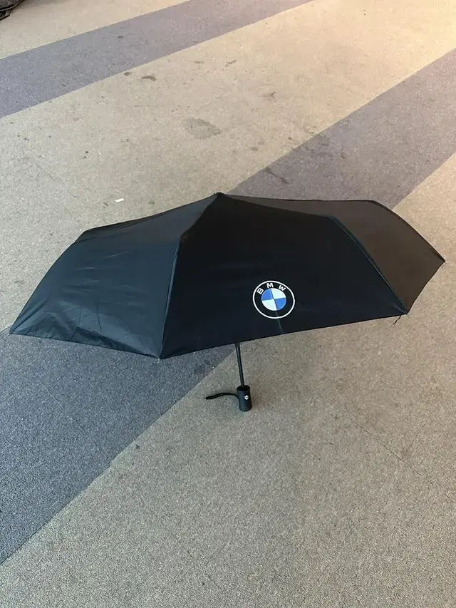 BMW 3단 접이식 자동 우산 판매합니다