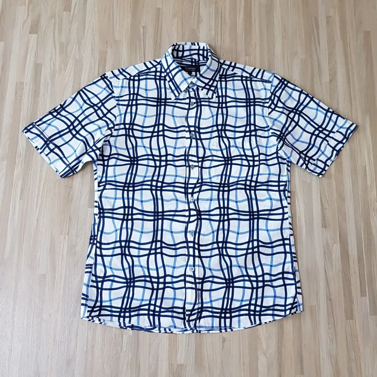 [90] Burberry Vahn Short Sleeve Shirt