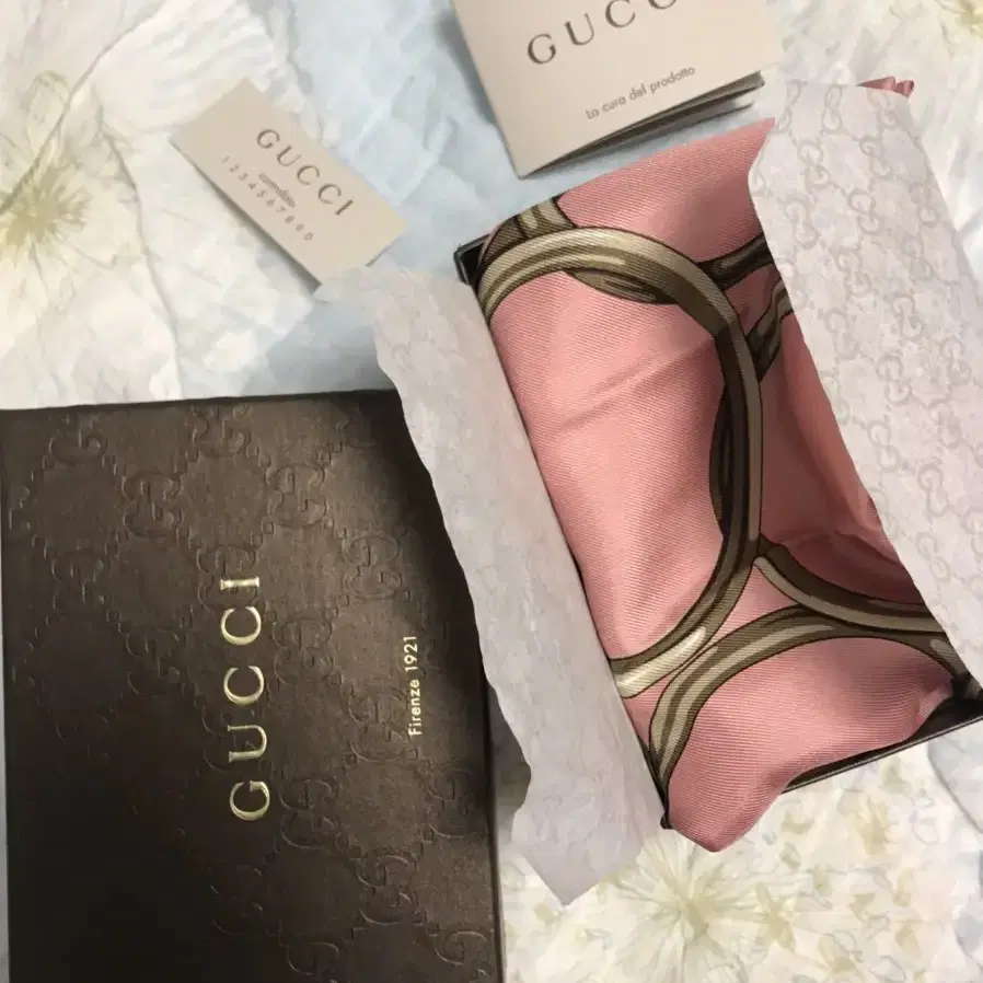 gucci silk 스카프