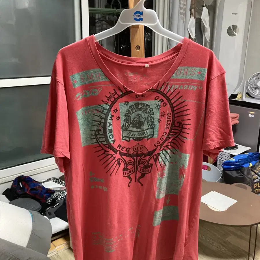 guess t shirt