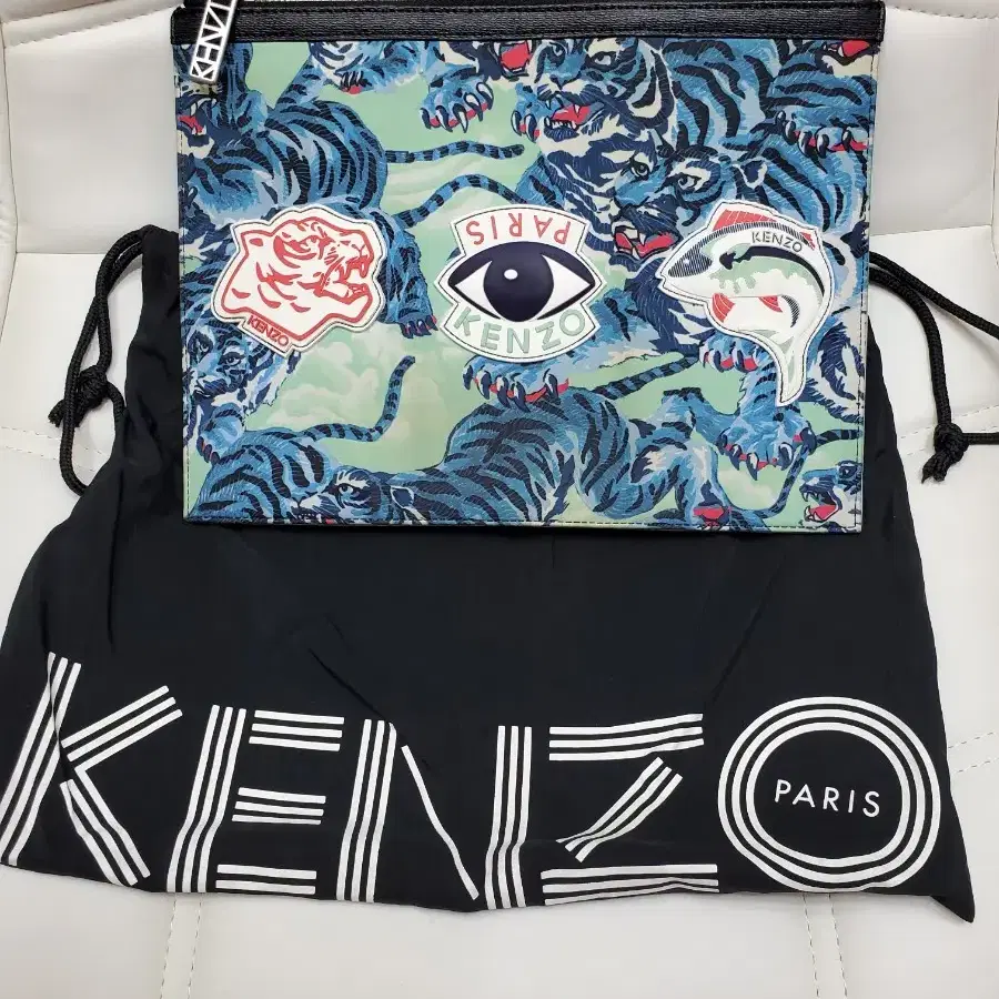 겐조(KENZO) 클러치 (정품)