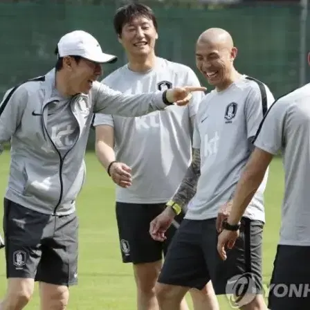 18-20 대한민국 국가대표 축구대표팀 국대 코치용 쇼트