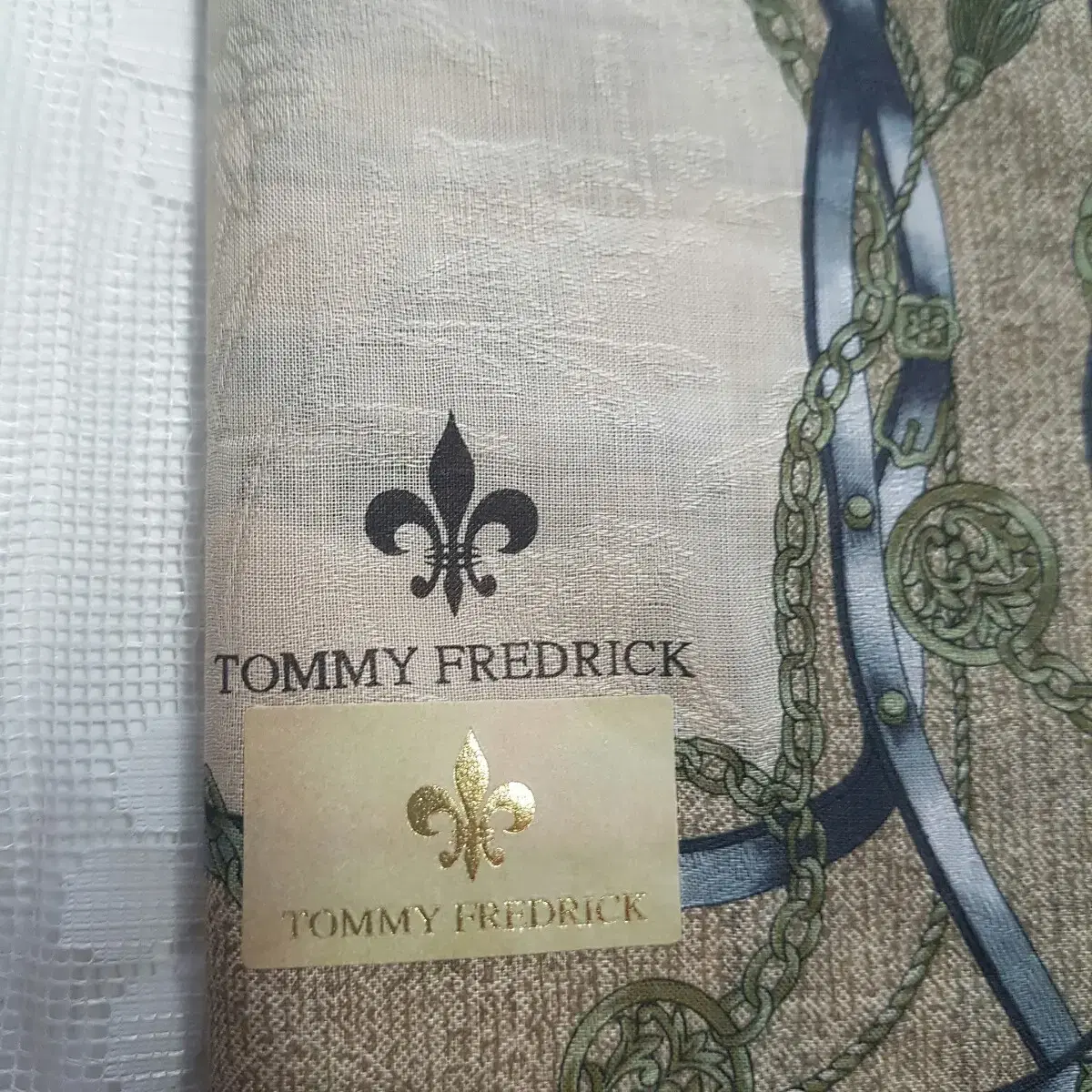 TOMMY FREDRICK 손수건