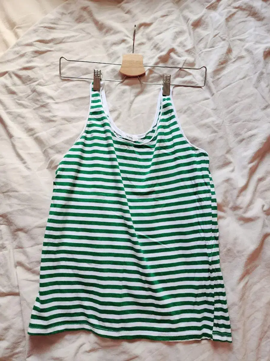 @Green Stripe Sleeveless Nasity (mass communication)