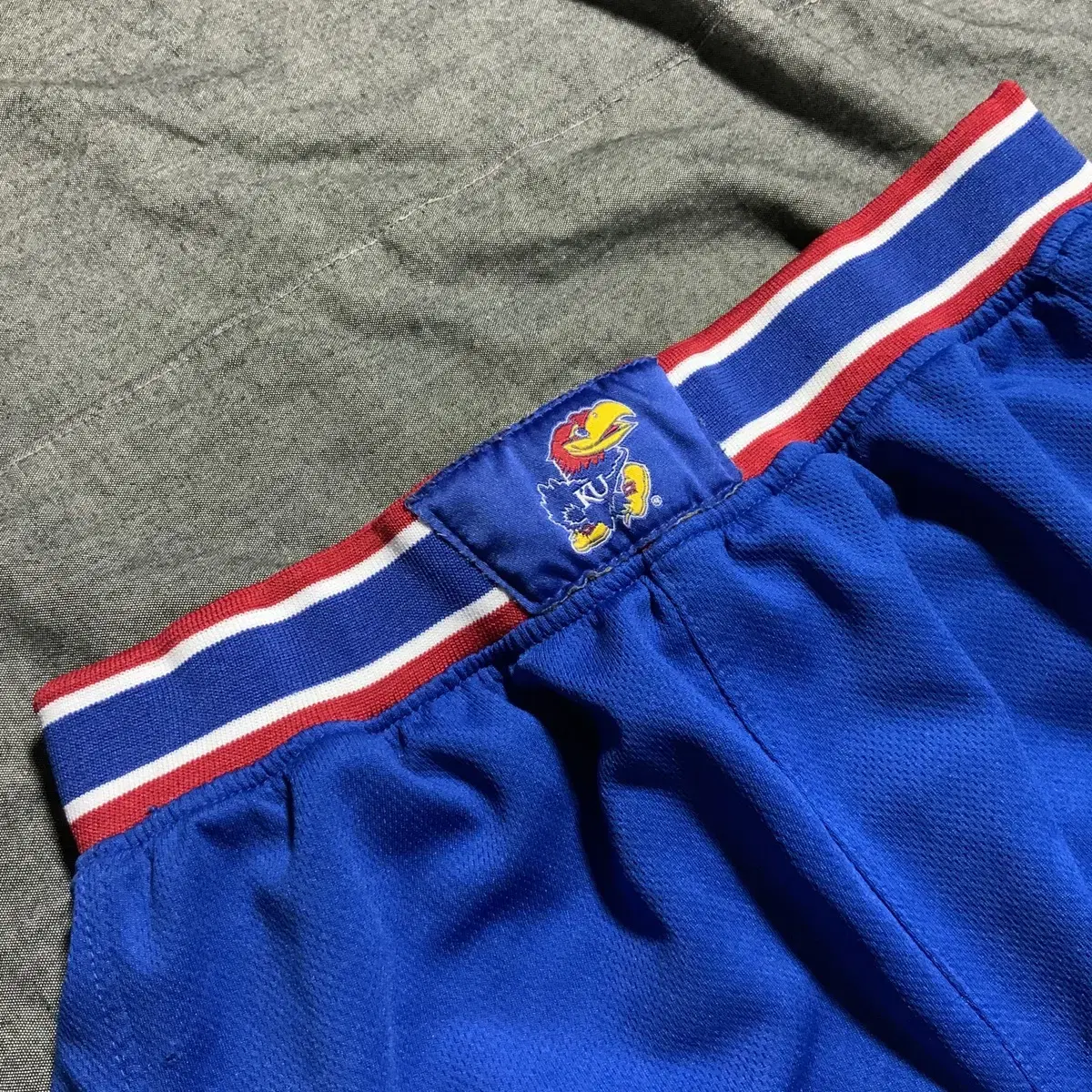 Adidas Kansas Jayhawks shorts Sz(14-16)L