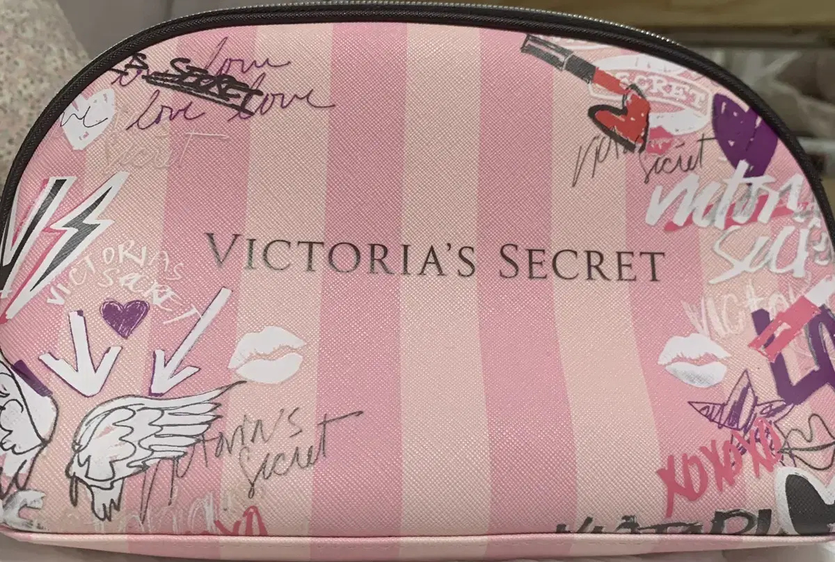 Victoria's Secret pouch