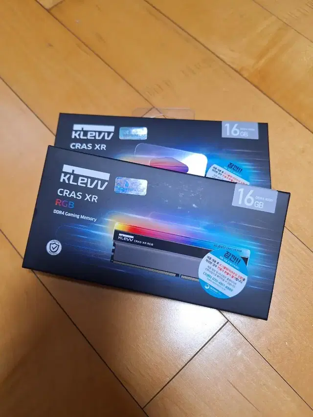 SK하이닉스 DDR4 32기가 RGB 램 미개봉