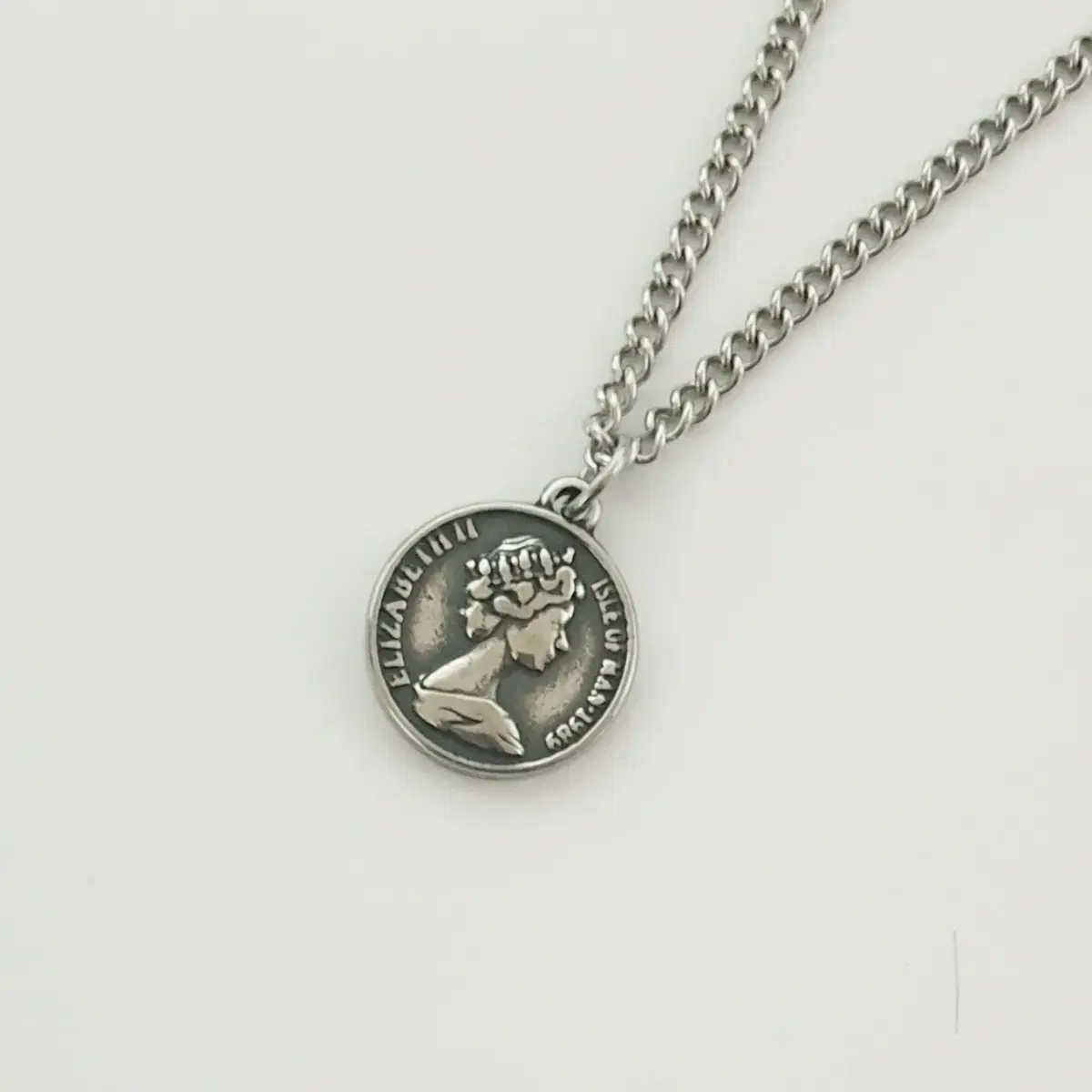 써지컬스틸 코인목걸이 엘리자베스 DOS PESOS | 브랜드 중고거래 플랫폼, 번개장터