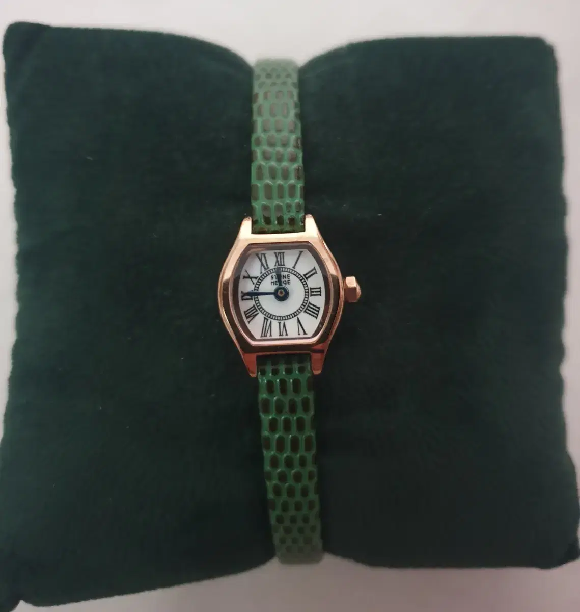 (Genuine) Stonehenge Women's Watch (with warranty)