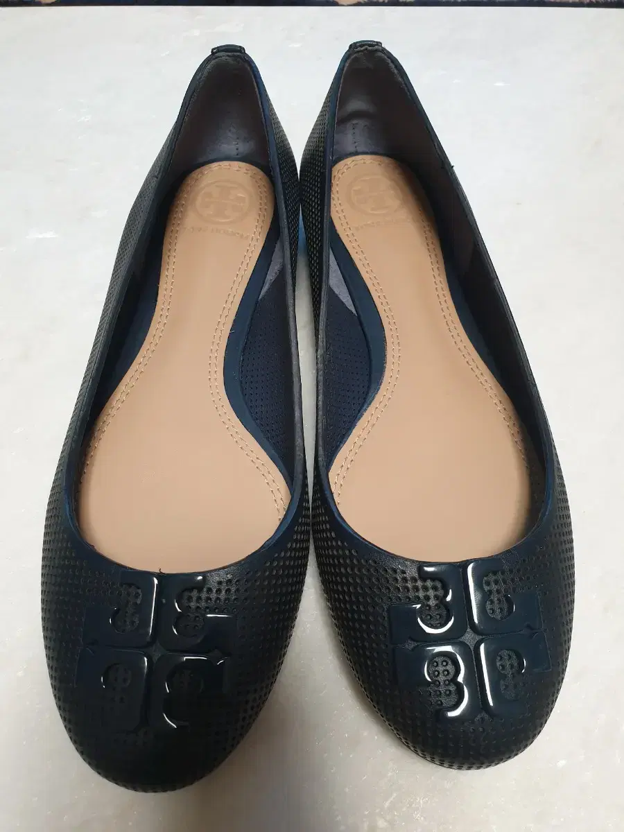 (Genuine) Tory Burch flat shoes