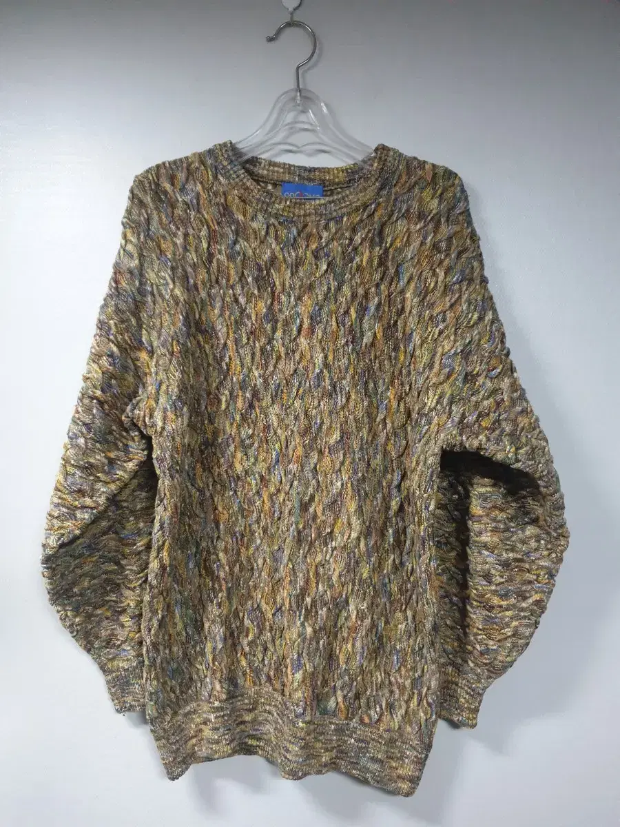 Vintage Cocomo Knit Free