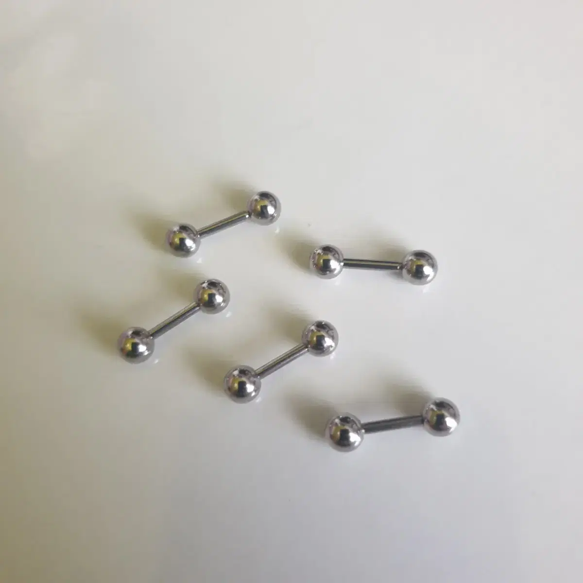 [4 prices] Lowest price) Surgical steel basic ball piercing / barbell