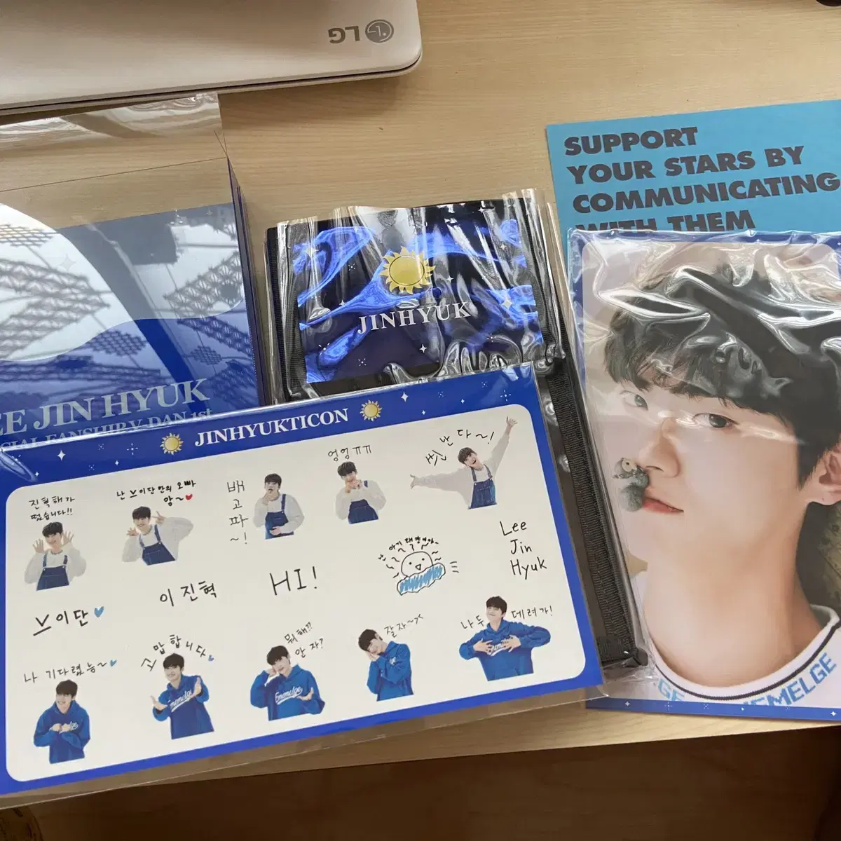 Official Jin Hyuk Fan Club Welcome Kit