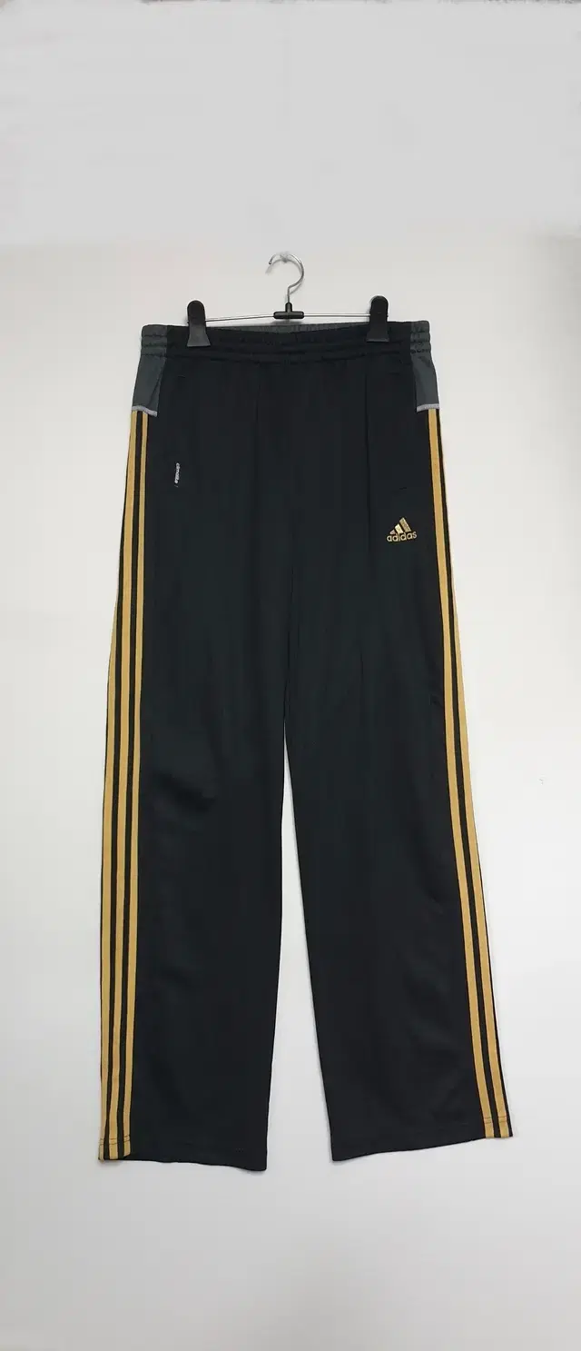 00722-4/adidas/Training pants Churi Training Pants size 100