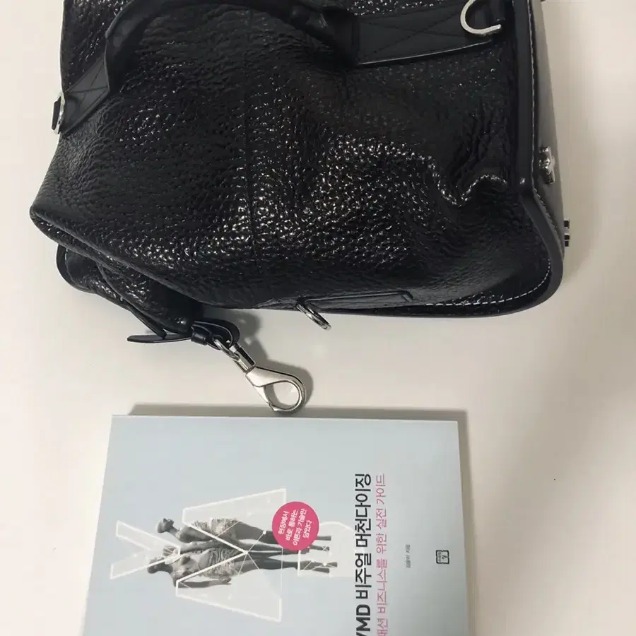 알렉산더왕 컬렉션 Bag(black color)