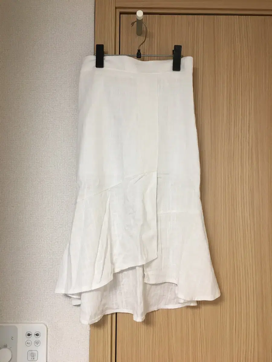 Reduced Price Linen Midi Skirt