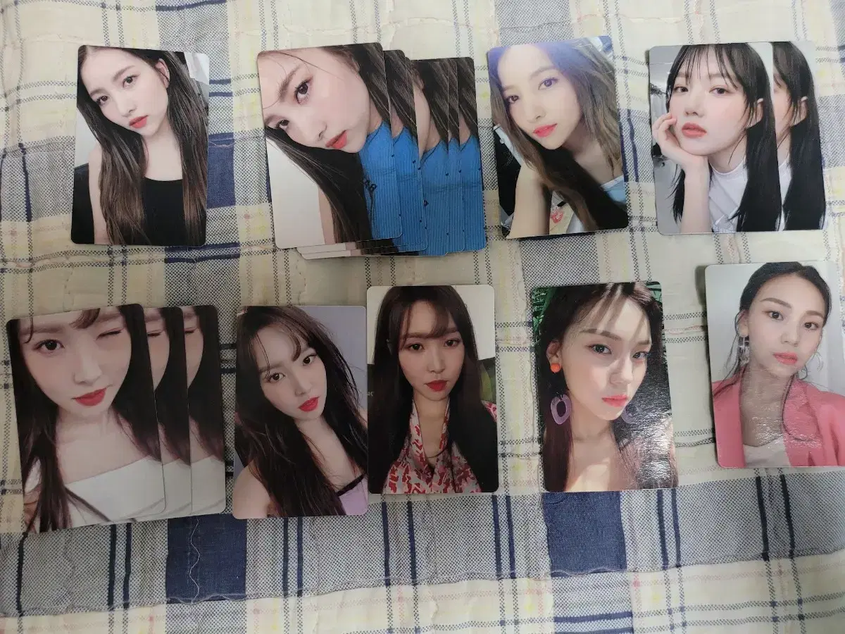 Tropical photocard sells