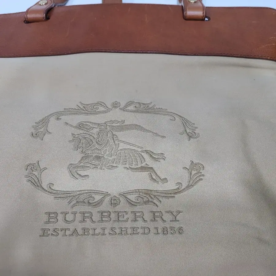 (정품) Burberry버버리 남여공용 빅숄더백