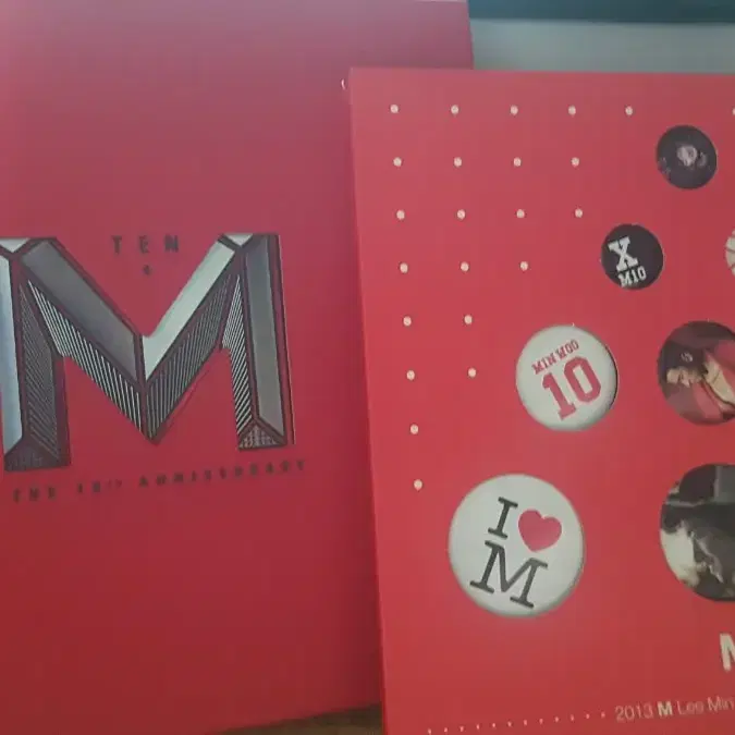 이민우 M10 2종 set