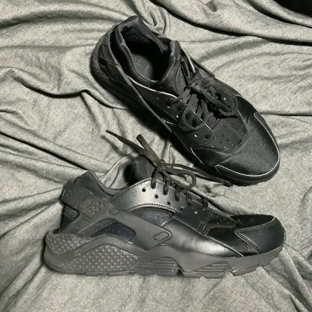 Nike Air Huarache Run T/Blk Sz 275(W)