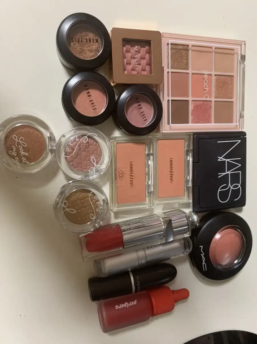 Mac Loramercienas Periferas Dior Shu Uemura PeachyC Innisfree Etude