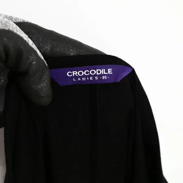 CROCODILE LADIES 크로커다일레이디 라운드넥 스팽글 롱 반팔티