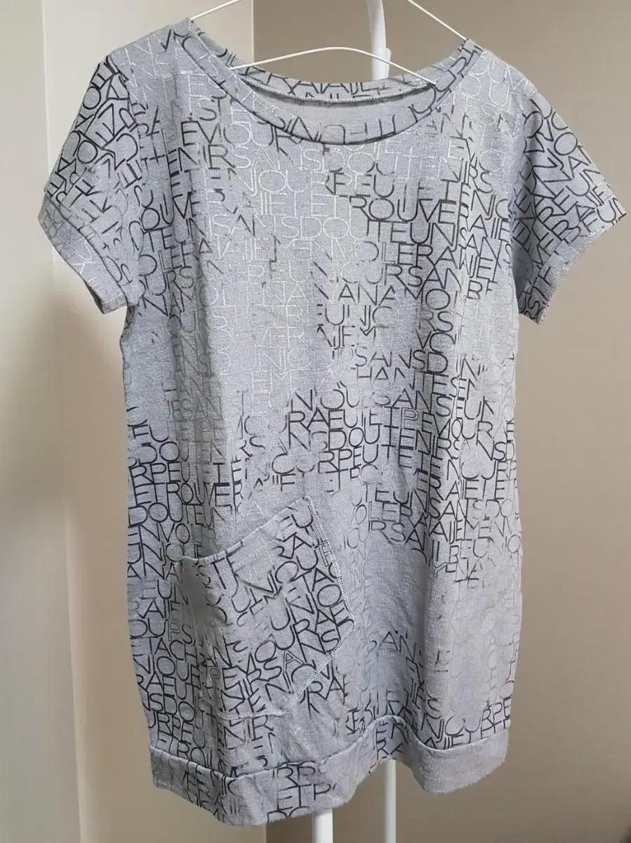 Gray English Printed Long Vahn Tee One Time Worn Almost New Freesize