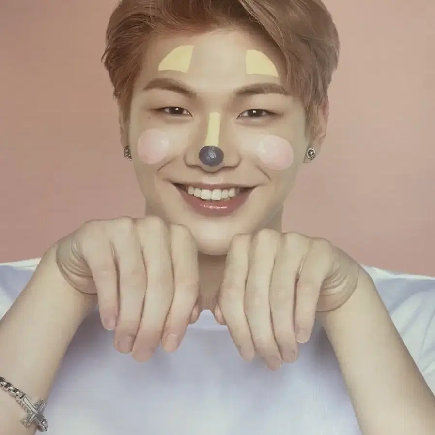 강다니엘 하이트 이니스프리 포스터