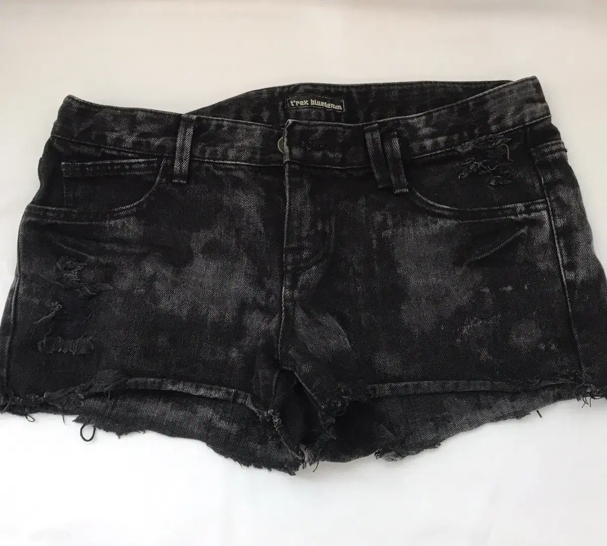 Black Washed Shorts Size M