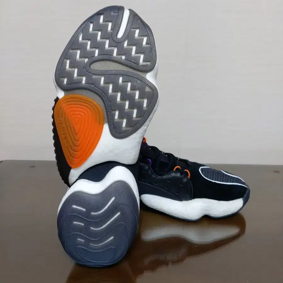 아디다스 CRAZY BYW II 280 새상품