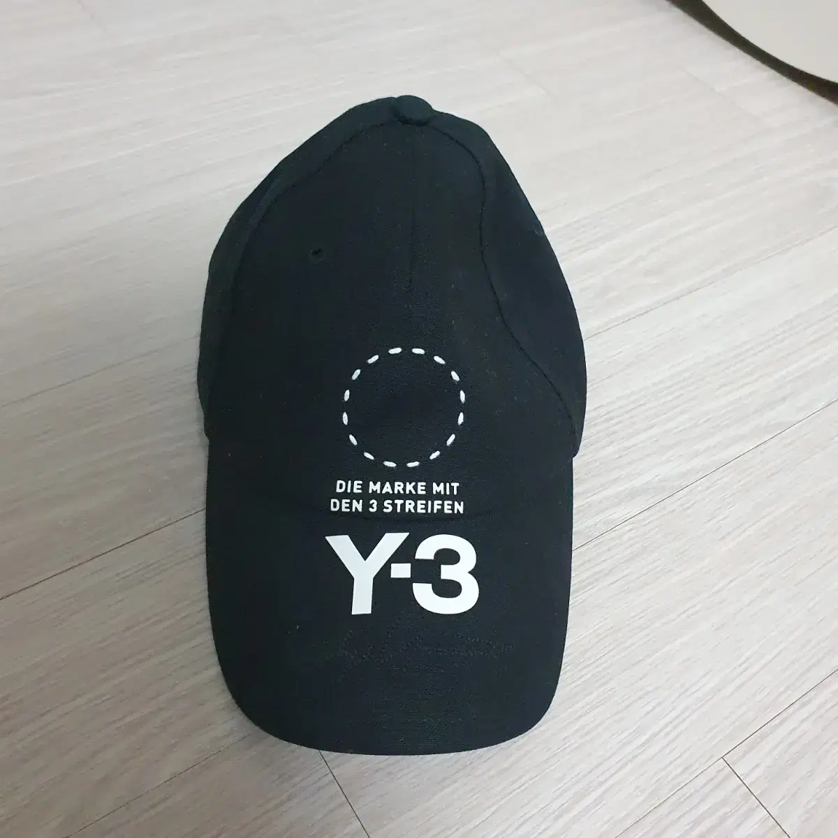 Y-3 볼캡 팝니다