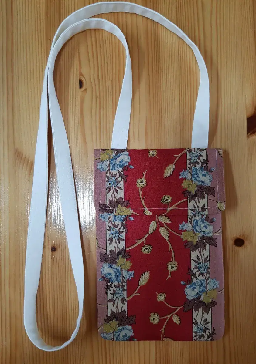 Cell Phone Bag (Stem Flower 13)