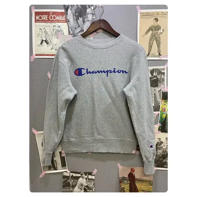 Champion SweatShirt. 챔피온 스웻셔츠