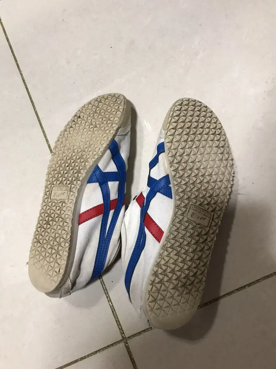 Onitsuka Tiger