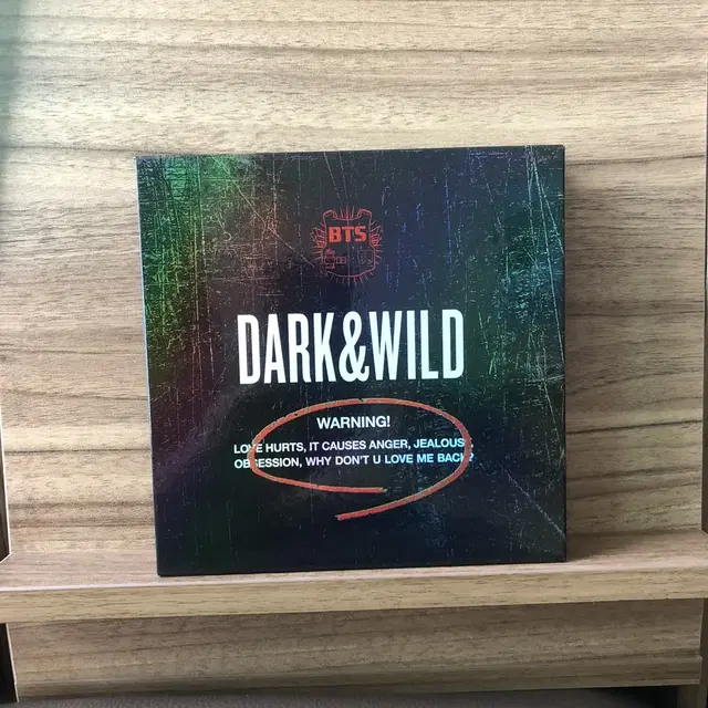 방탄 DARK&WILD 앨범 양도합니다