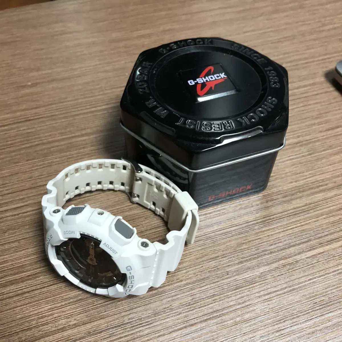 G-shock Gishock White Gold Watch