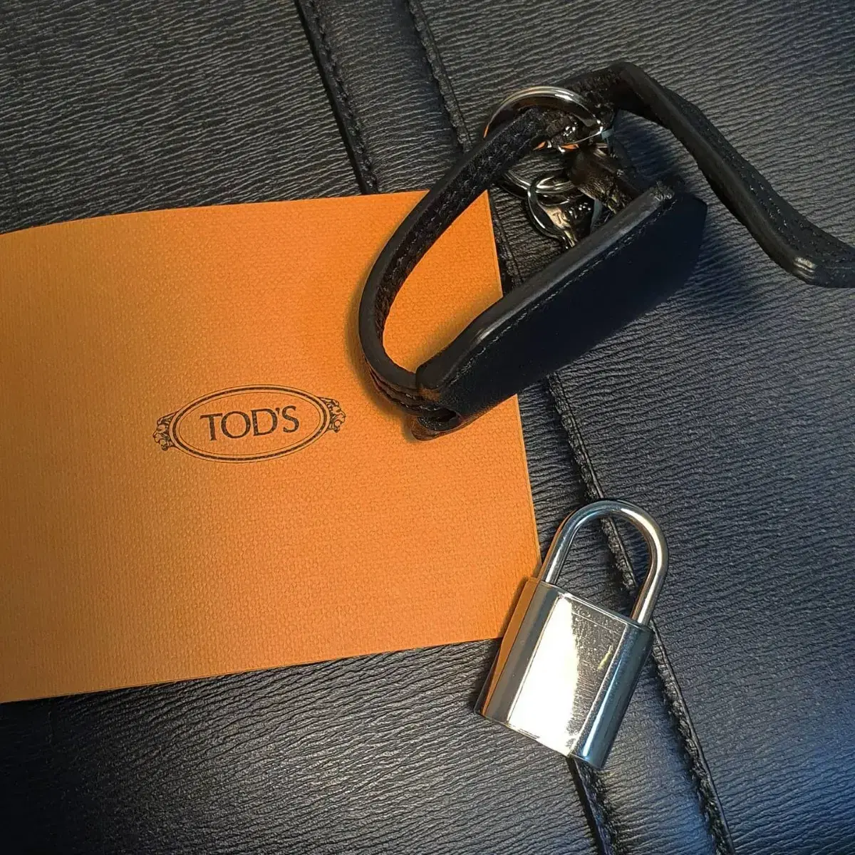 토즈 Tod's 레더 라지 서류가방 브리프케이스