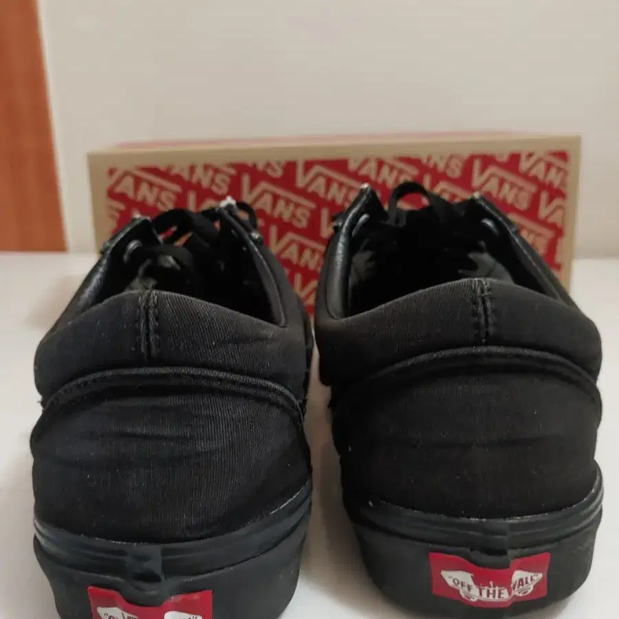 VANS.Black