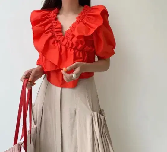 Puff ruffle blouse