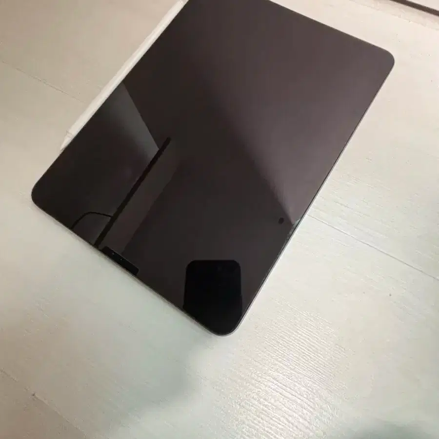 아이패드 프로2 11인치 256 펜슬미포함.맥북아이폰교신받아요.