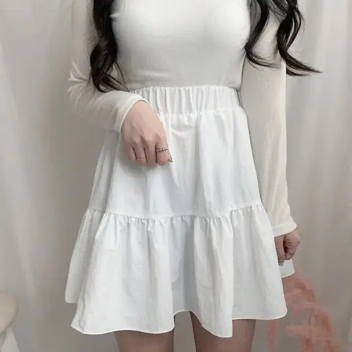 * (속바지내장) 새것 프릴 스커트 화이트 color free size