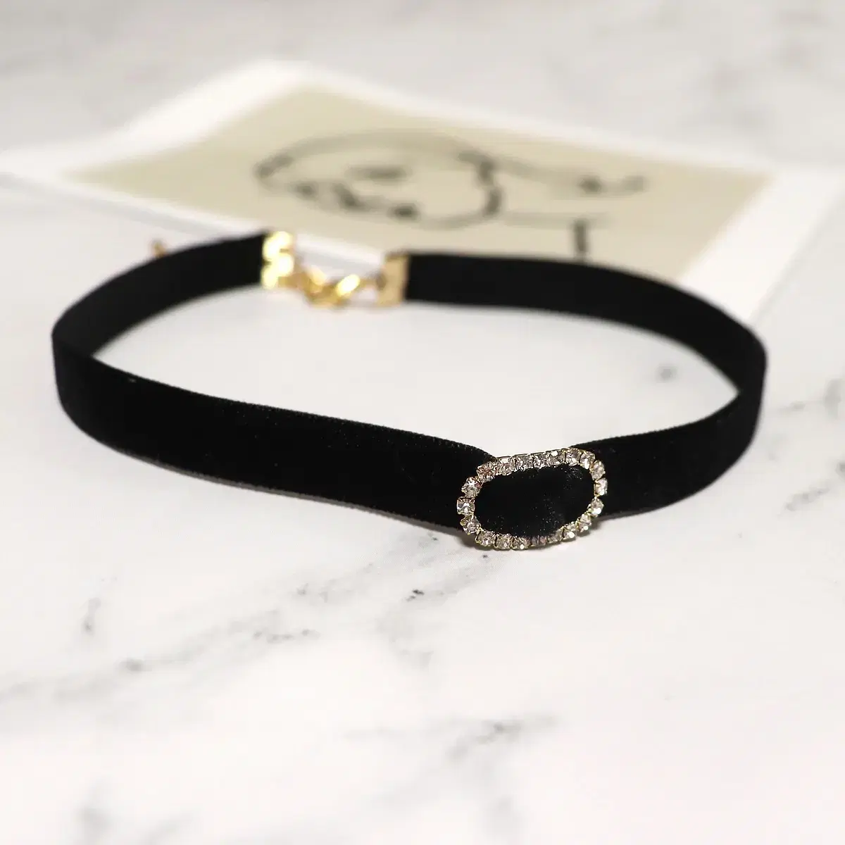 Qubic Velvet Choker Necklace